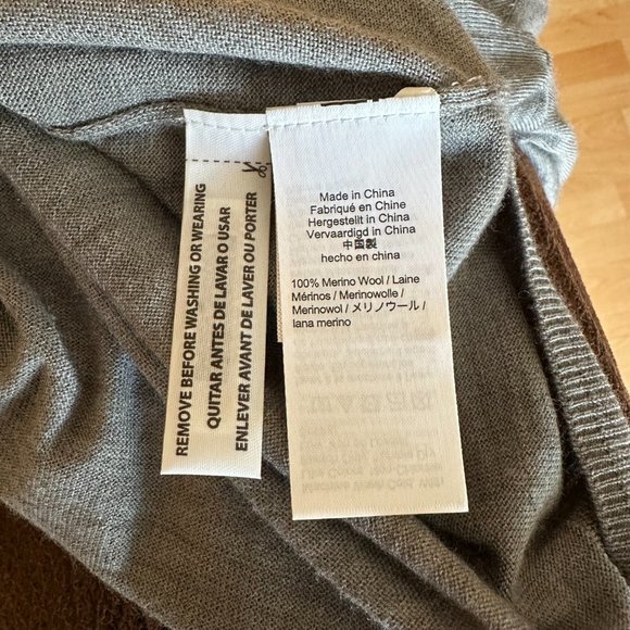 J.Crew grey merino wool sweater size S (orig $88) - Picture 4 of 6